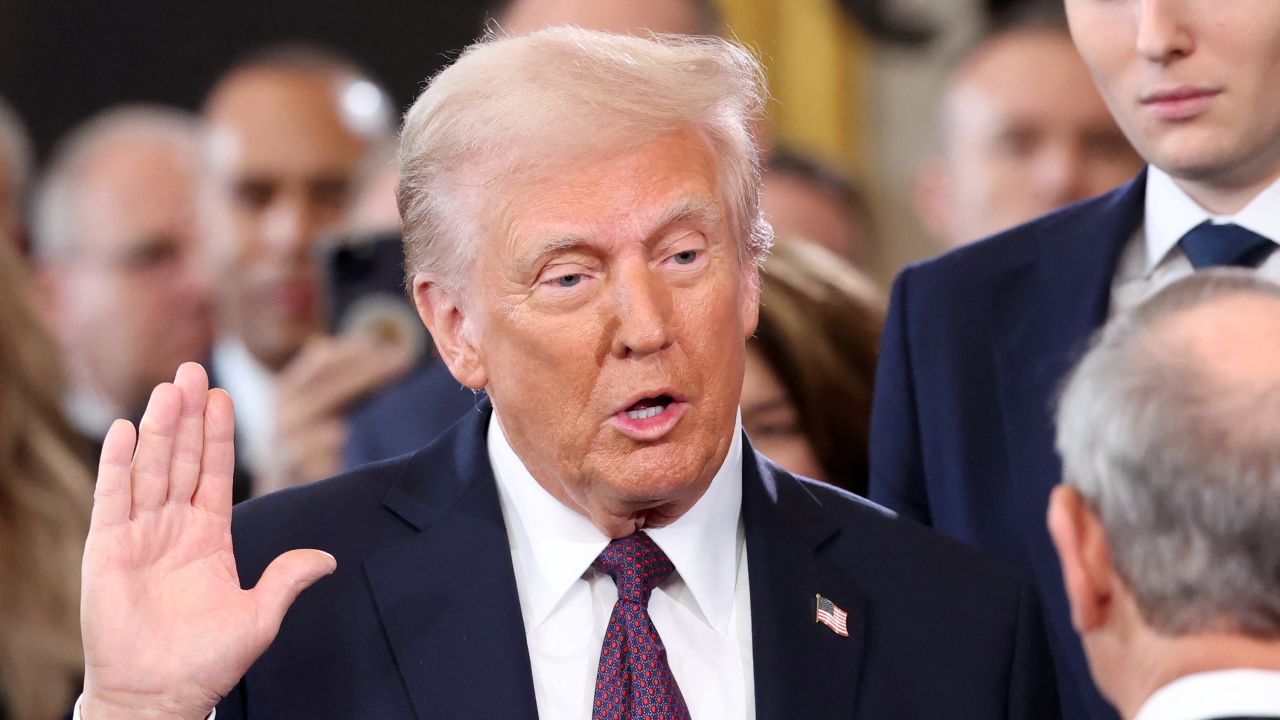 Trump juramentado como el 47.º presidente: un momento histórico en la política estadounidense